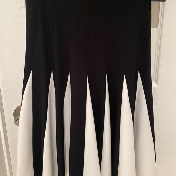 NEW Tommy Hilfiger Black and White Flared - Picture 7 of 7